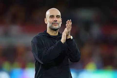 جوارديولا: سأحتفل بإنجازي الجديد في مانشستر سيتي مع فيرجسون وفينجر